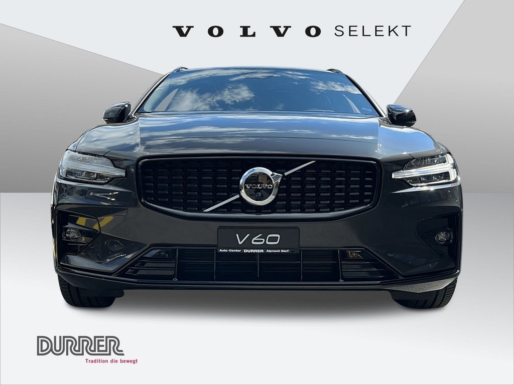Volvo  2.0 B4 Plus Dark