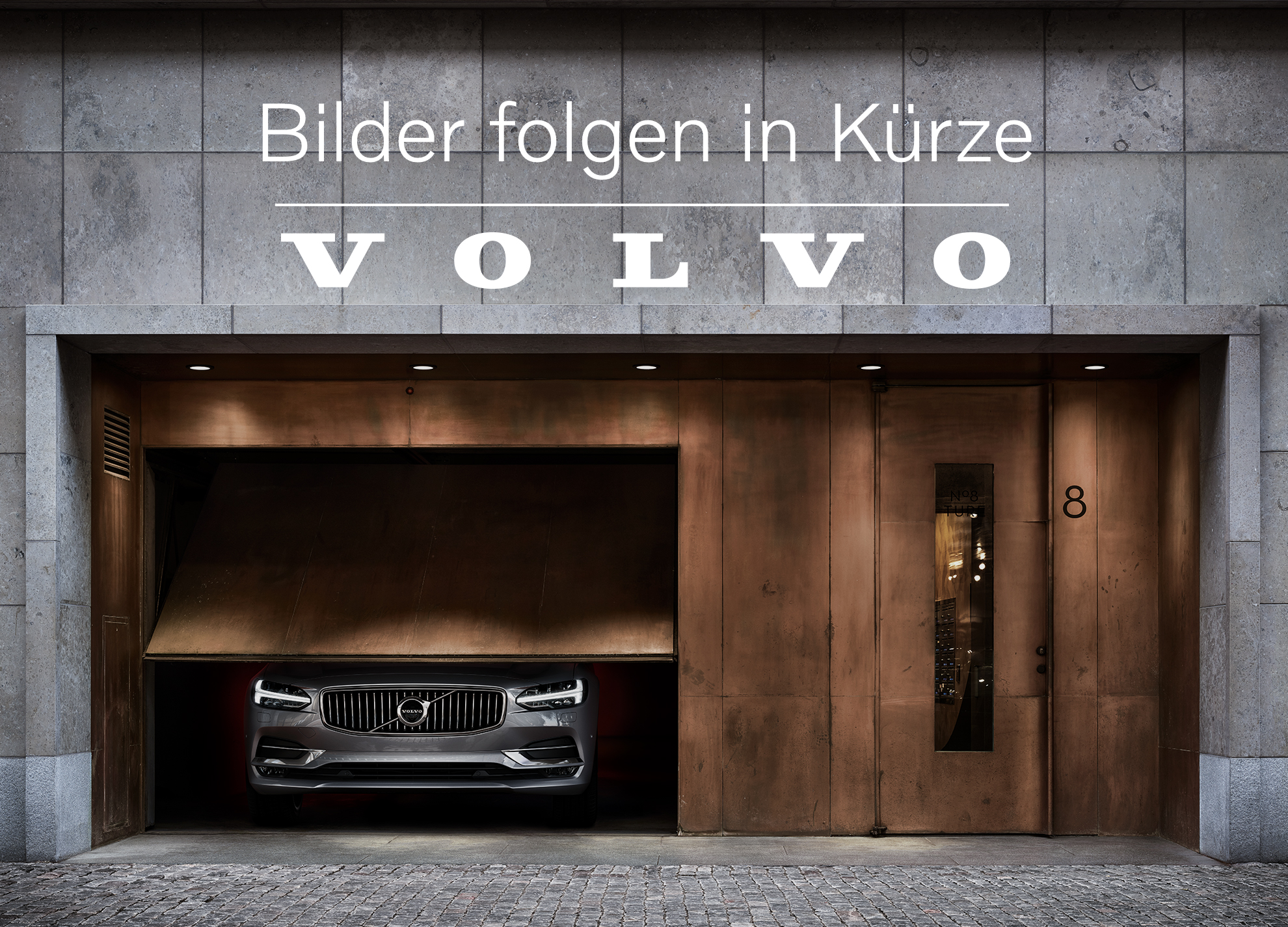 Volvo  1.5 T3 Momentum Light